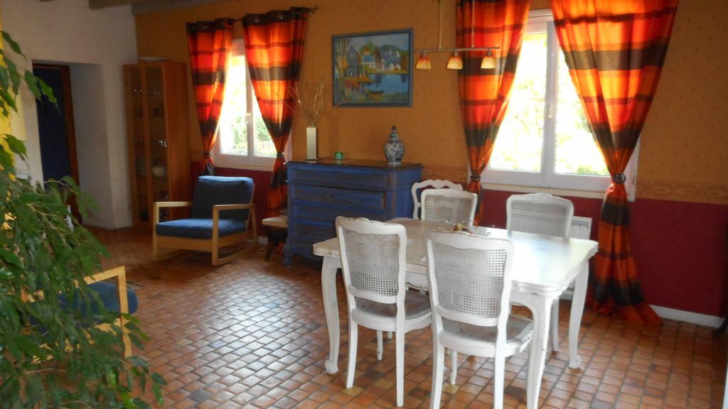 Bed and Breakfast La Poiriere Chemellier Экстерьер фото